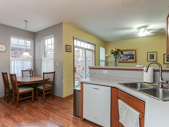 4th image of 18625 W Point Dr