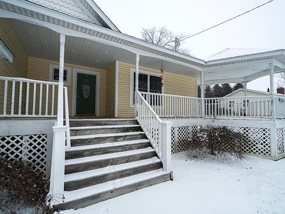 2nd image of 920 Shadybrook Dr