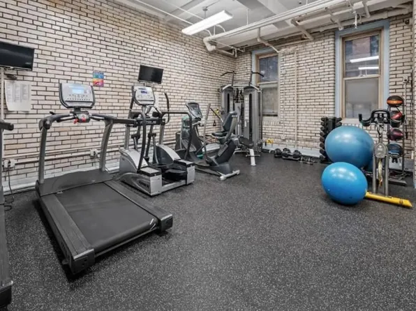 419 East 57th Street image 14 of 18