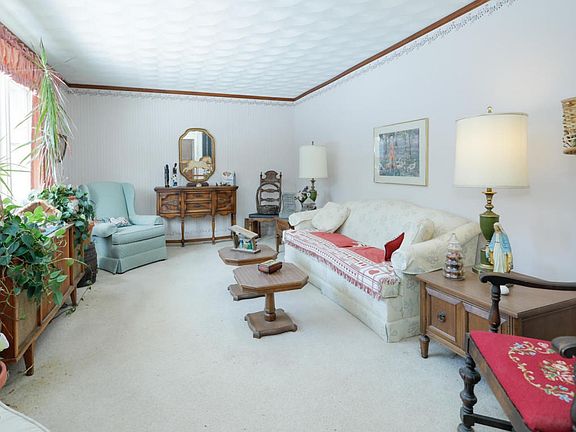 51751 Hutchinson Rd-102