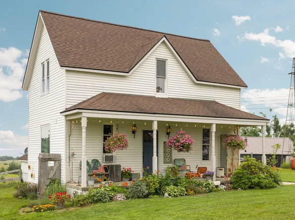 2822 Kujawa Rd, Gaylord, MI 49735