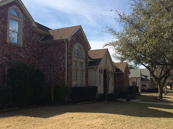 3rd image of 1612 Emerald Green Ln
