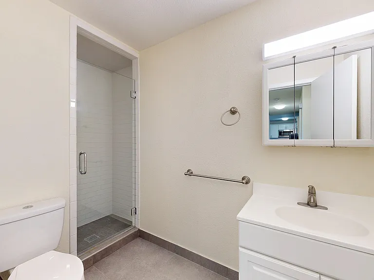 740 Rhode Island St #208 — Photo 10