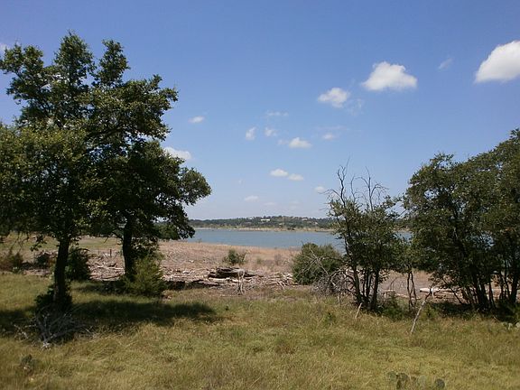3rd image of 2050 Lakeshore Dr