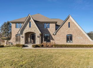 5151 Springdale Ct, Clarkston, MI 48348