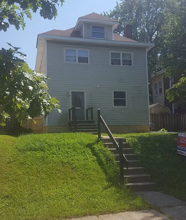 425 E 16th Ave