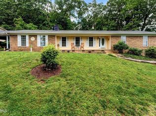 7920 Blueberry Rd, Powell, TN 37849