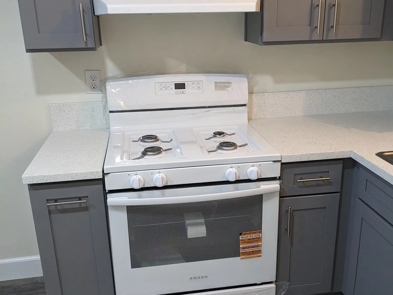 2900 Lemon St — Photo 3