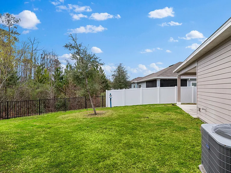 5556 Kellar Cir — Photo 32
