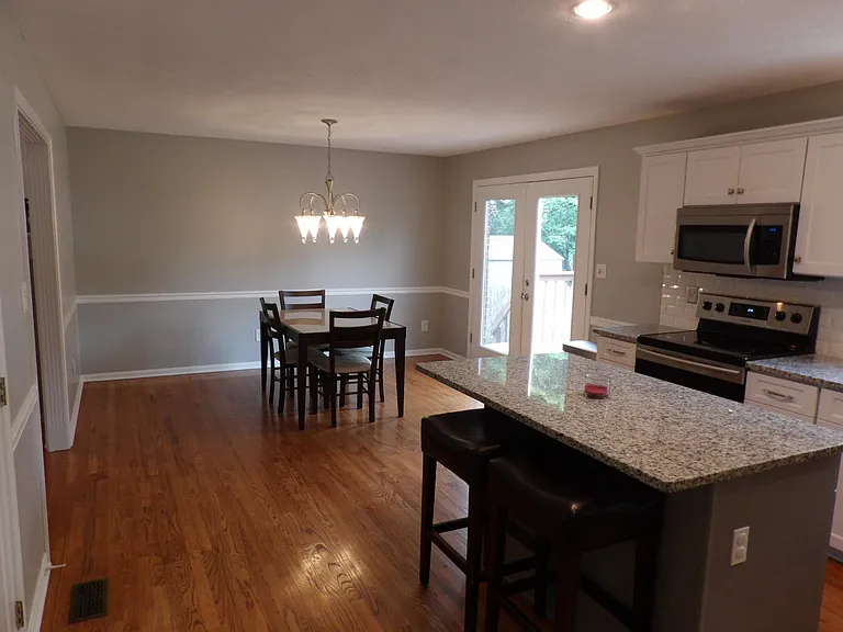 4709 Oak Pointe Dr — Photo 5