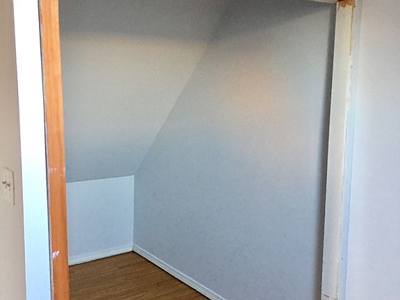 3rd image of 5025 W 31st St