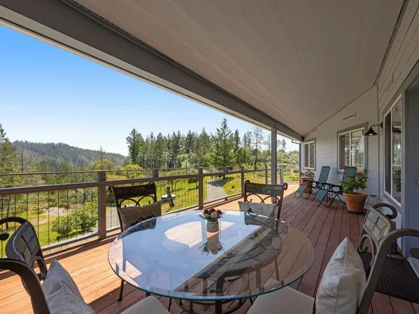 323 Bodmer Ln, Santa Rosa, CA 95404