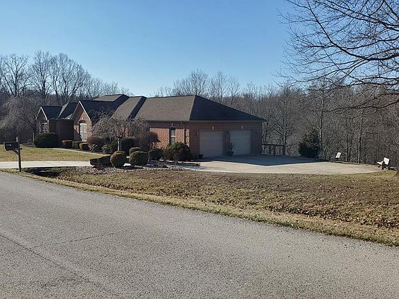 4th image of 261 Kelley Ct