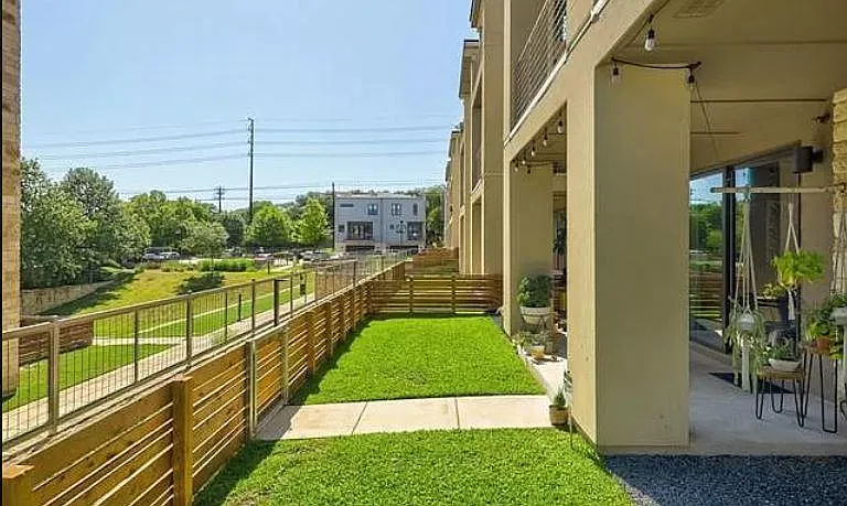 2725 Dulce Ln #201 — Photo 1