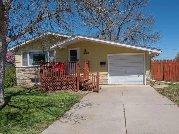 2608 Maple Ave, Rapid City, SD 57701