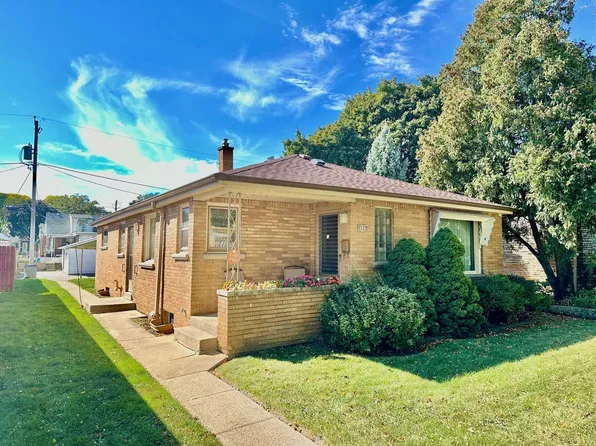 3123 West Drury LANE, Milwaukee, WI 53215