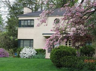 2690 S Delaware Dr, Easton, PA 18042