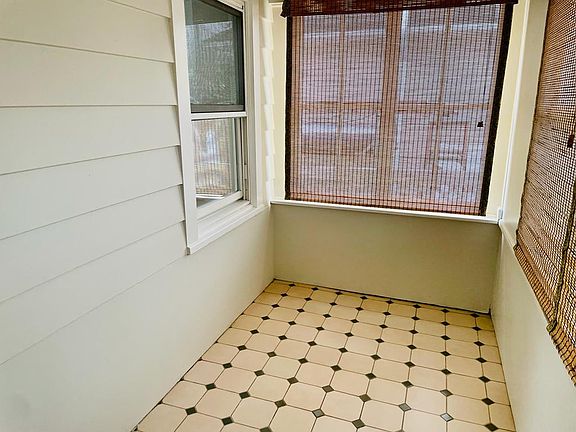 2nd image of 1042 Maurice Ave