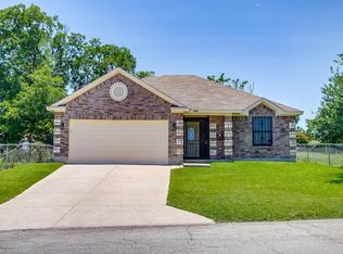4233 Lubbock Ave, Fort Worth, TX 76115