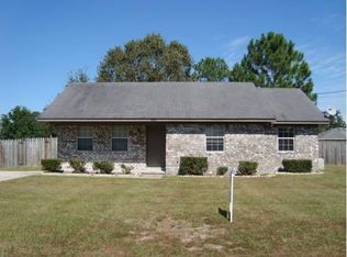 620 Sabreena Cir, Hinesville, GA 31313