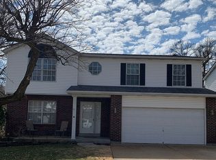 6912 Lake Park Cir, Saint Louis, MO