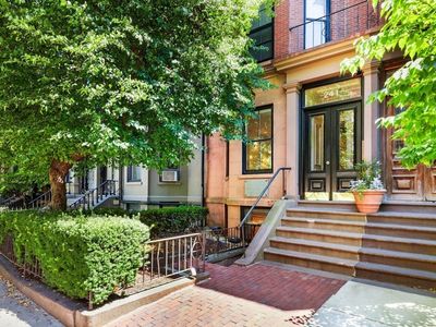 241 Beacon St #1A, Boston, MA, 02116