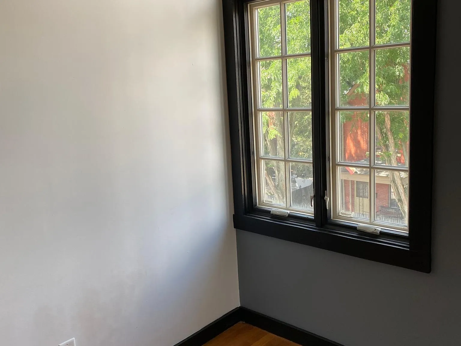2 bed, 2000 sqft, $1,950 — Photo 4
