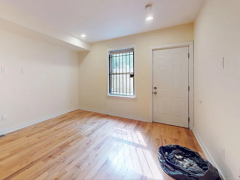 1526 N Carlisle St — Photo 8