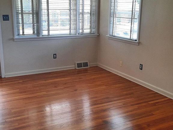 5th image of 3220 Batesfield Rd