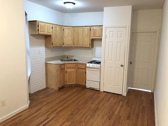 5th image of 2333 1st Ave APT 5D