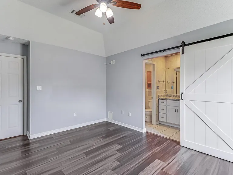 14160 Maple Ct — Photo 9