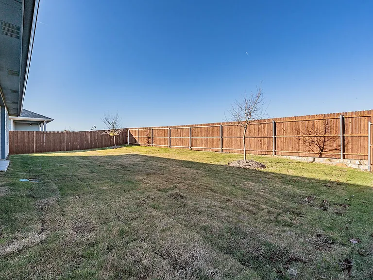 764 Primrose Ln — Photo 29
