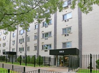 663 W Grace St APT 512, Chicago, IL 60613