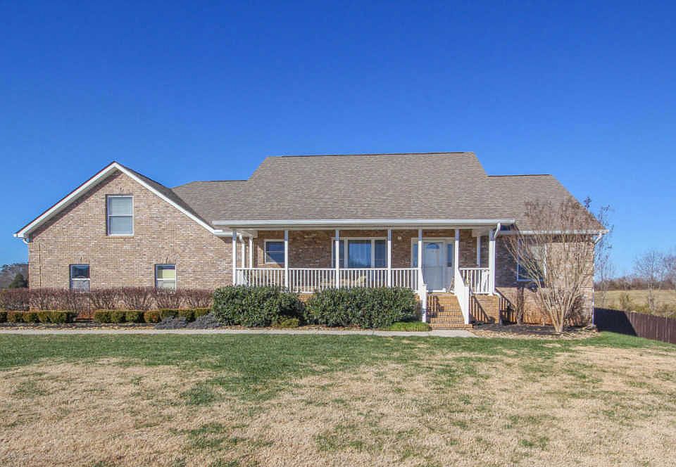 1st image of 618 Sawgrass Way