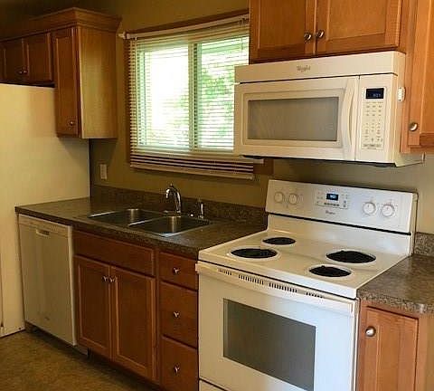 3rd image of 5634 Gardner Dr