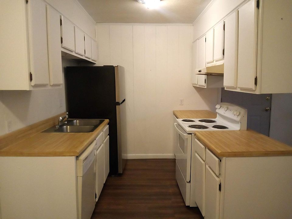 1st image of 220 Westgate Dr APT 7
