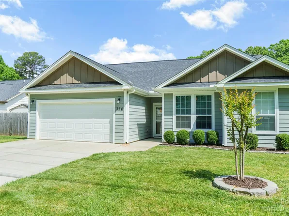 324 Austin Dr, Charlotte, NC 28213