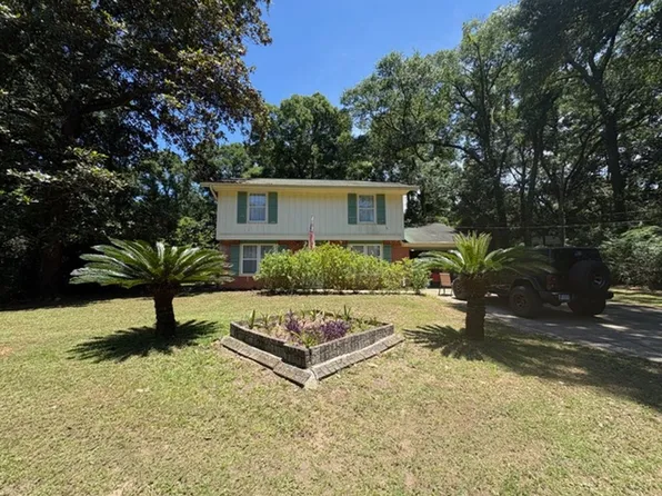 374 Lloyd St, Crestview, FL 32536