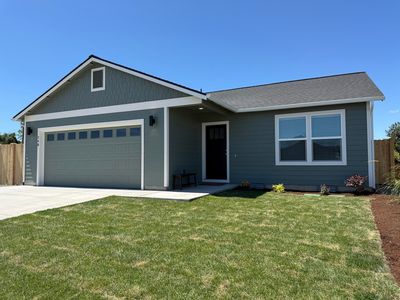 734 NE Rickenbacker Rd, Madras, OR, 97741