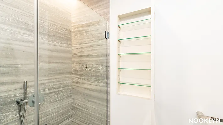 Rented by Nooklyn NYC LLC | media 9