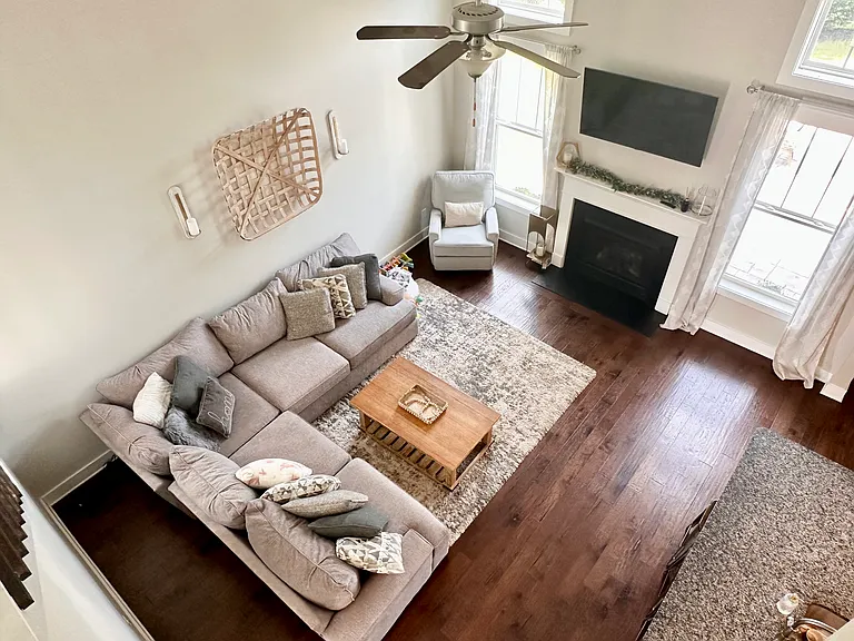 30 Lucerne Ct — Photo 8