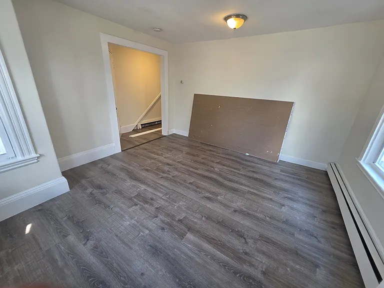 193 Pearl St #1 — Photo 11