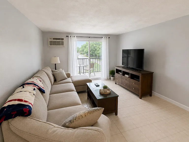 9 Kenmar Dr #13 — Photo 7