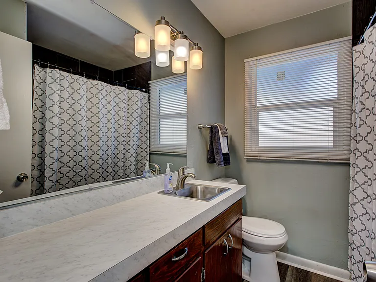 1416 S Chrisway Dr — Photo 8
