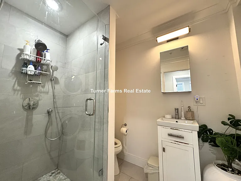 191 Porter St — Photo 9