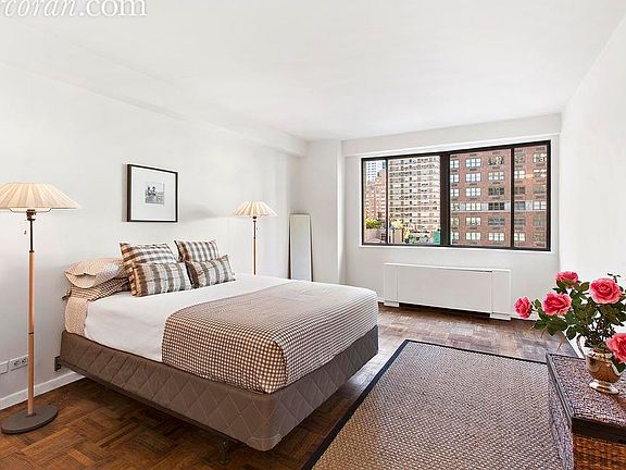 2nd image of 203 E 72nd St APT 6D