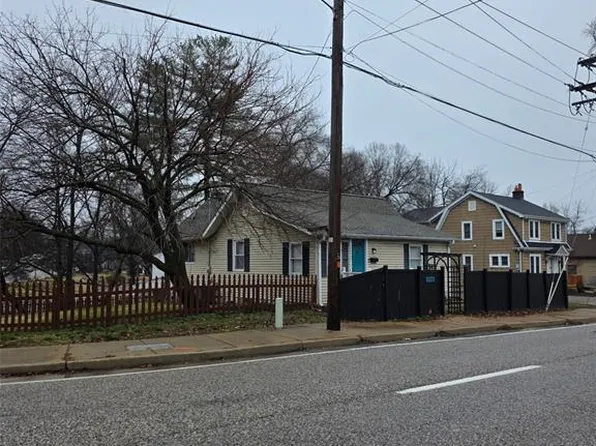 9735 Big Bend Blvd, Saint Louis, MO 63122