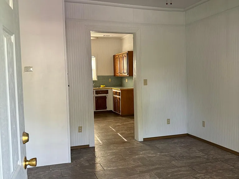 5002 S 29th St #2 & 1 — Photo 3