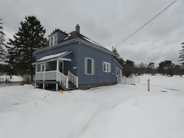 13535 N Paynesville Rd, Bruce Crossing, MI 49912