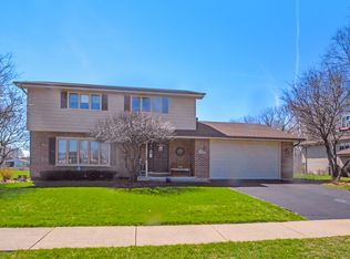3420 Blandford Ave, New Lenox, IL 60451